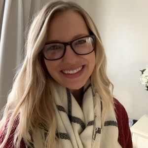 Meet your Posher, Brooke